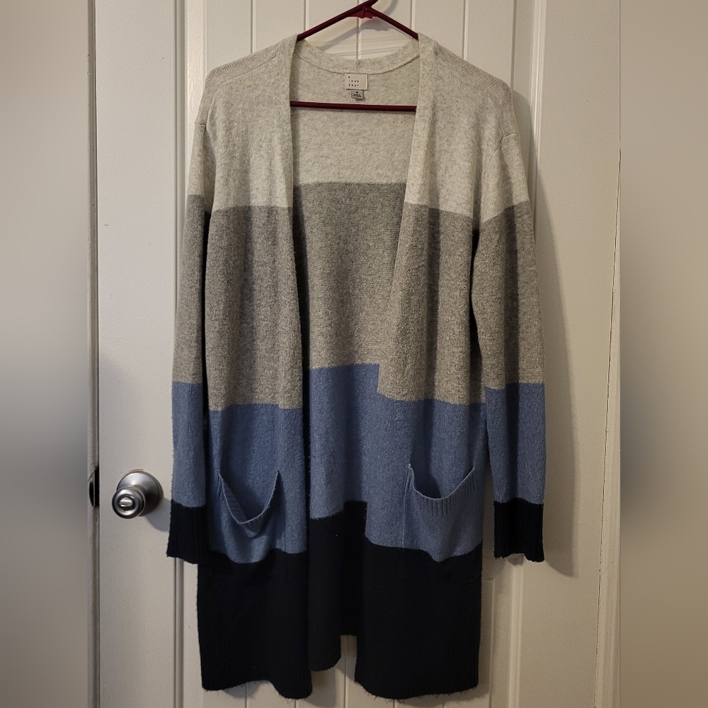 a new day Gray and Blue Cardigan Sweater Open Front